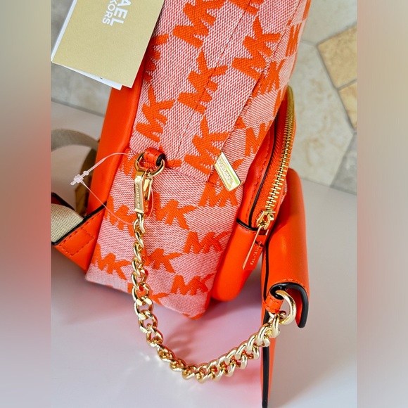 Michael Kors Maisie XS 2 in 1 Backpack MK Poppy - Picture 12 of 14